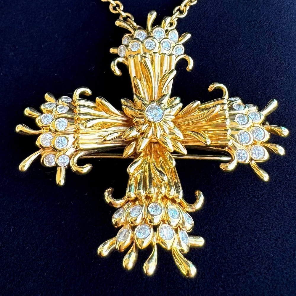 Tiffany & Co. 18k yellow gold 1.18ctw diamond Jean Schlumberger Maltese Cross Cl